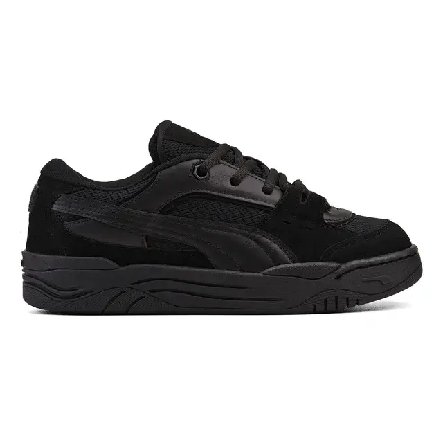 Tênis Puma-180 de camurça preto por R$ 173,91 no Pix